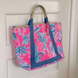 LILLY PULITZER SofinaTote Bag in Prosecco Pink with Gold Details NWT